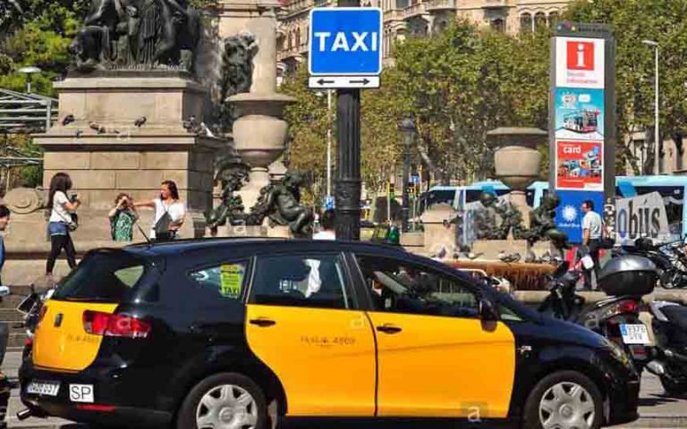 Traslado y modificación de paradas de taxi en Barcelona