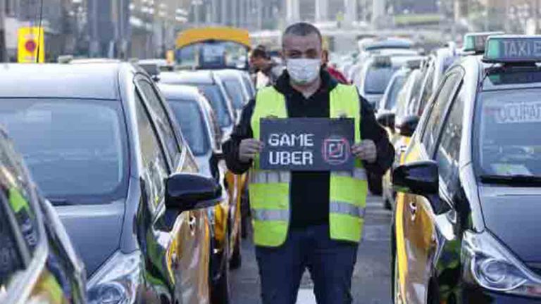 Élite Barcelona y Taxi Project se querellarán contra Juan Galiardo y Uber