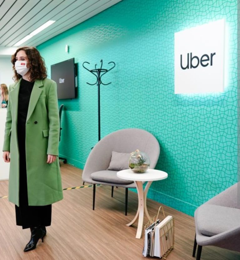 En Madrid manda Uber y Ayuso obedece
