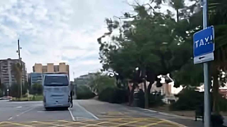 Cambios en el desencoche en la plataforma del Park Güell
