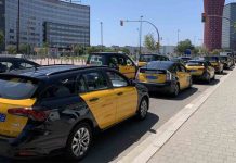 Sobre el informe encargado por UNAUTO-VTC y la futura Ley del Taxi Reunión en la Fira de Barcelona Una Organización Mejorable